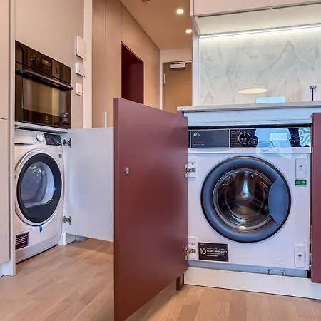 Apartment Design Metropolis, Citycenter, Ac, Free Parking *